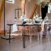 Schwarzer Holztisch im skandinavischen Design für Event und Hochzeit